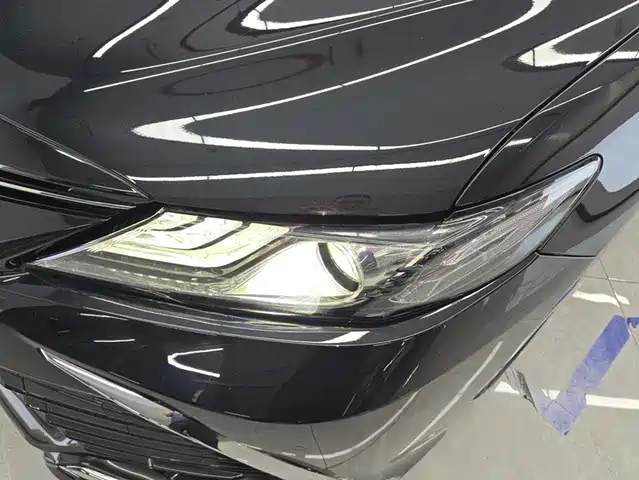 Toyota Camry 2021 2.5G Luxury Edition — фото 5