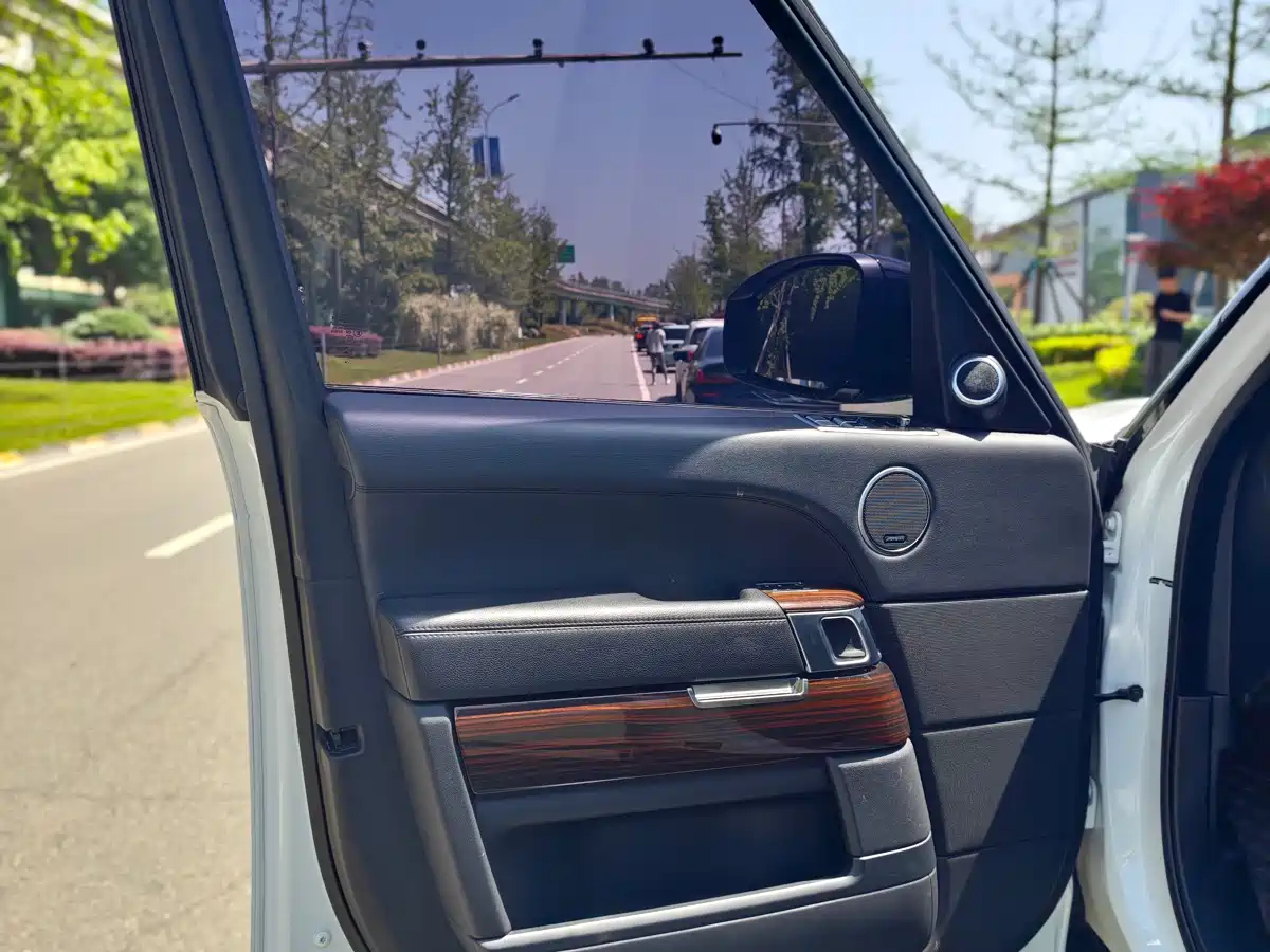 Land Rover Range Rover 2017 3.0 SC V6 Vogue фото 4