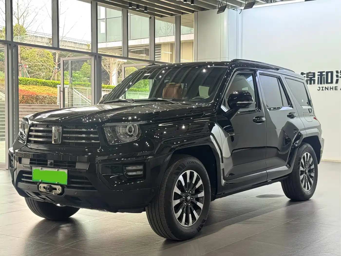 TANK TANK 700 NEW ENERGY