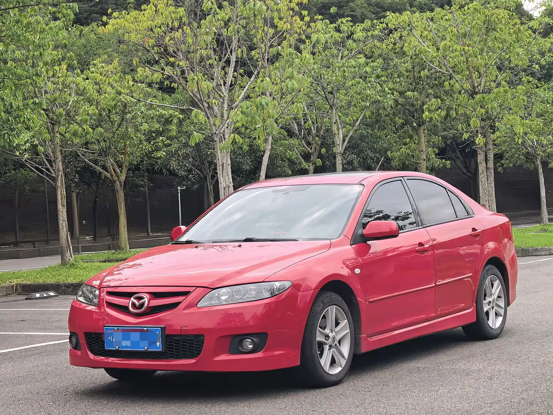Фото 1 - Mazda 6