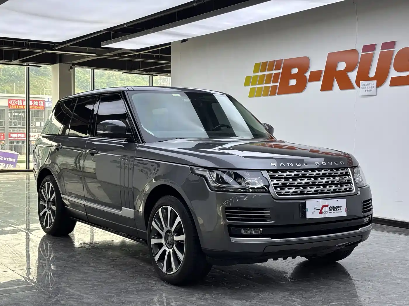 Land Rover Range Rover 2015 3.0 TDV6 Vogue фото 3