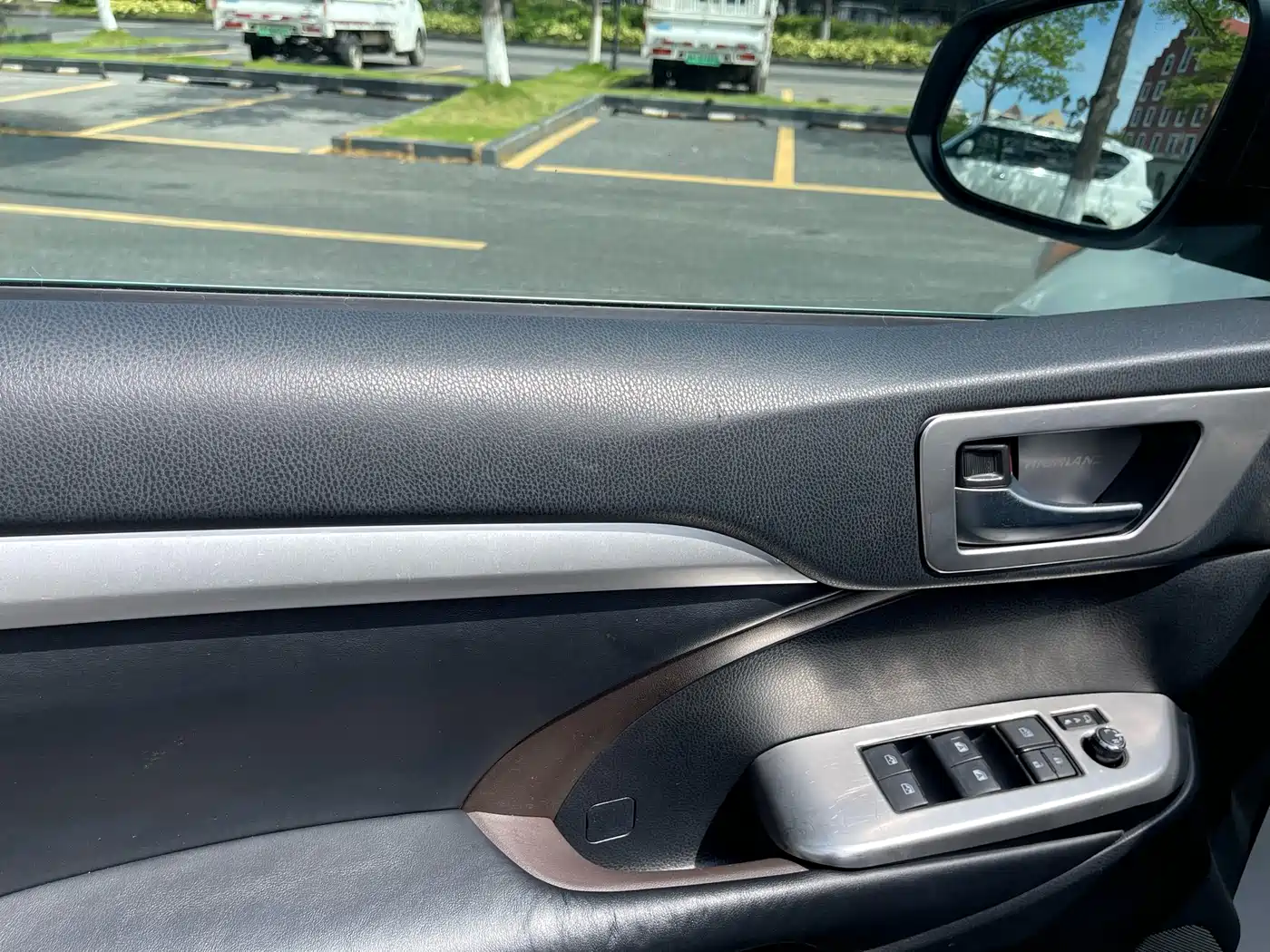 Toyota Highlander 2018 2.0T 4WD Luxury 7-seater (China V) фото 22