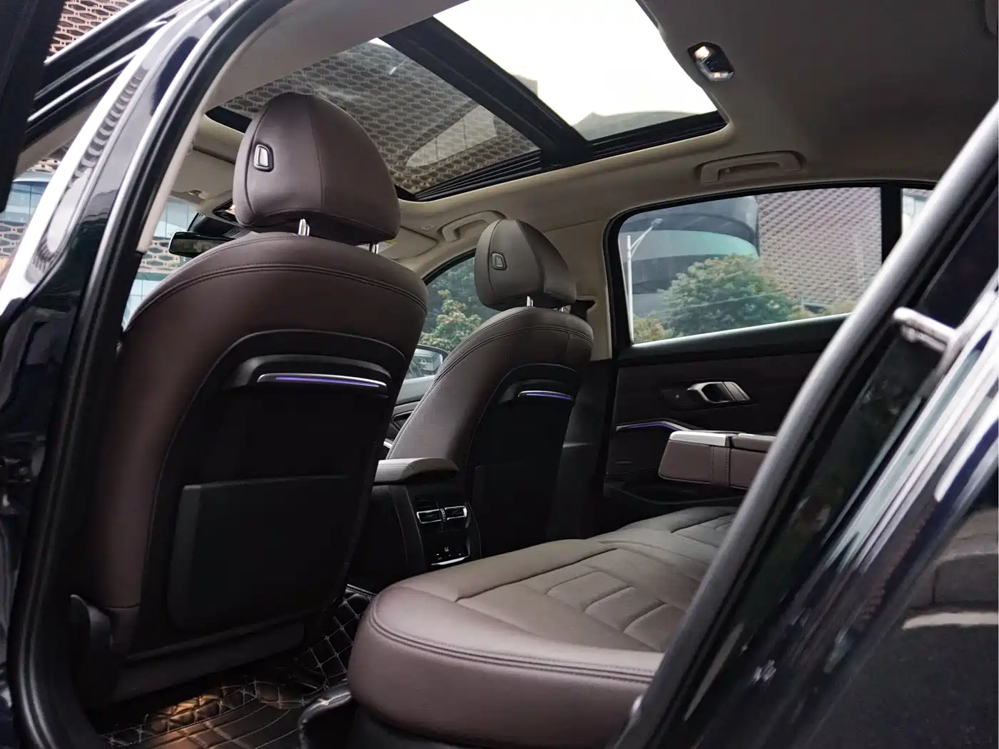 BMW 3 Series 2020 325Li M Sport Black Night Package фото 18