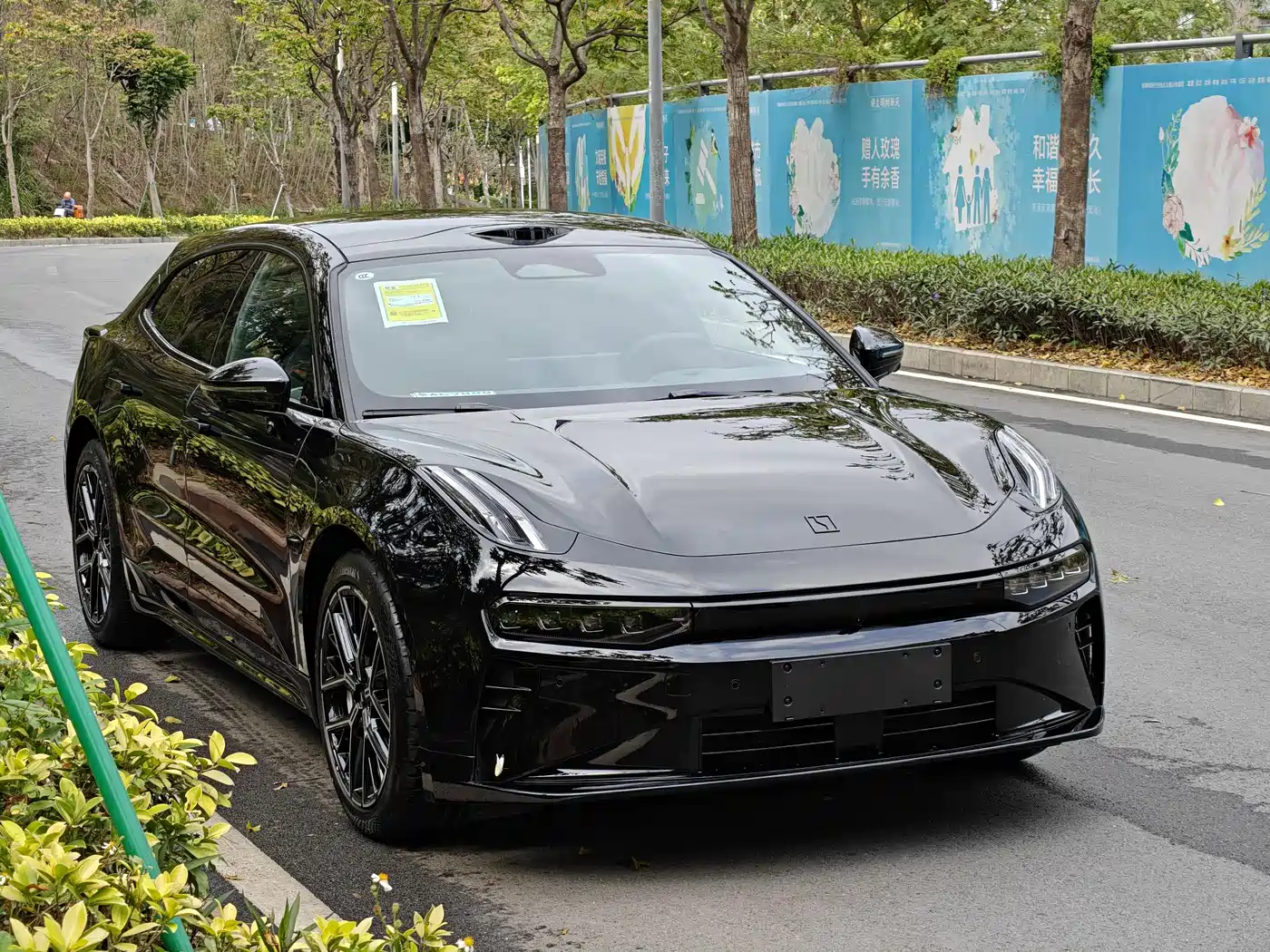 ZEEKR EXTREME KRYPTON 001