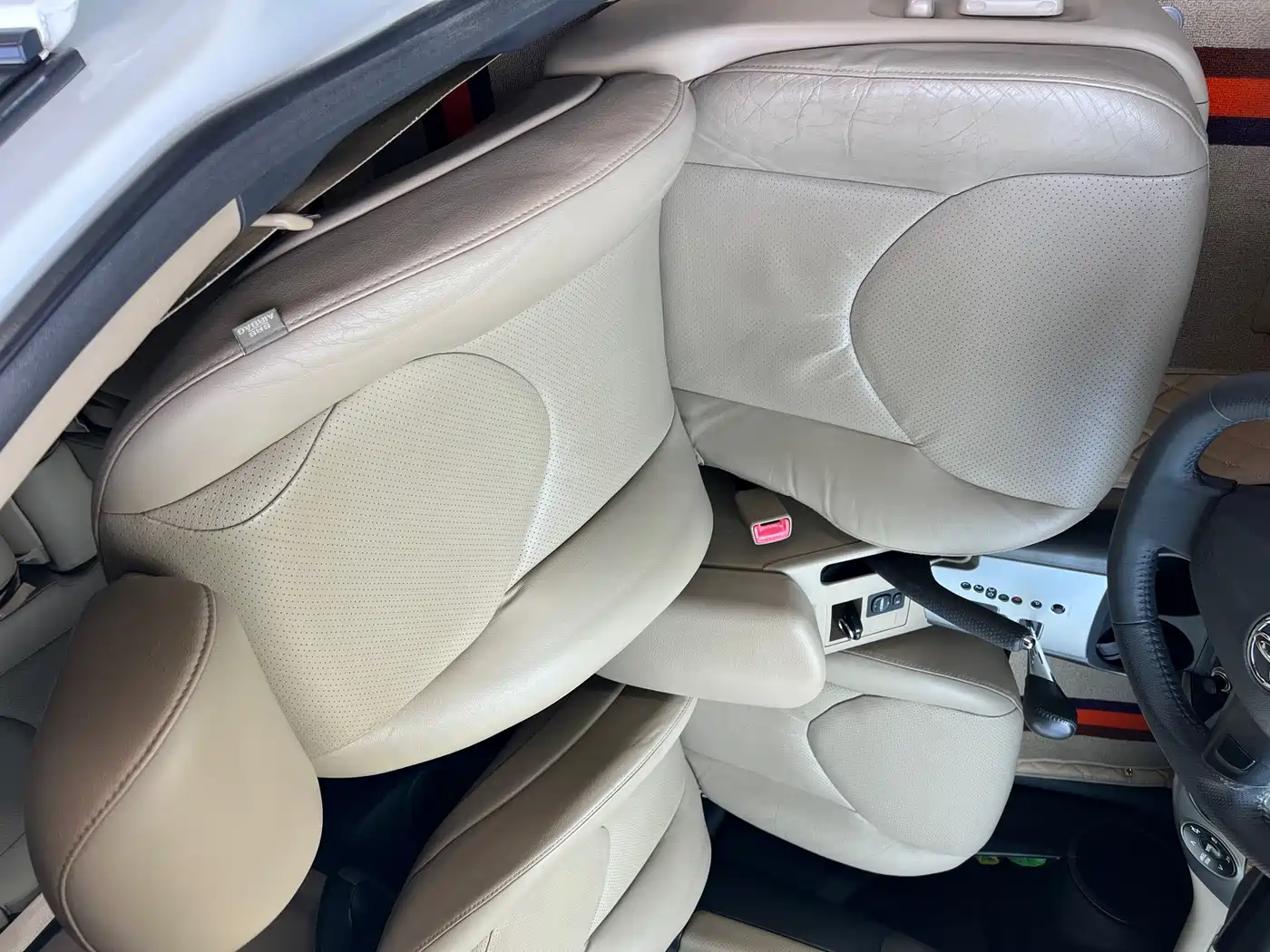 Toyota RAV4 Rongfang 2012 Styling Edition 2.4L Automatic 4WD Luxury фото 14