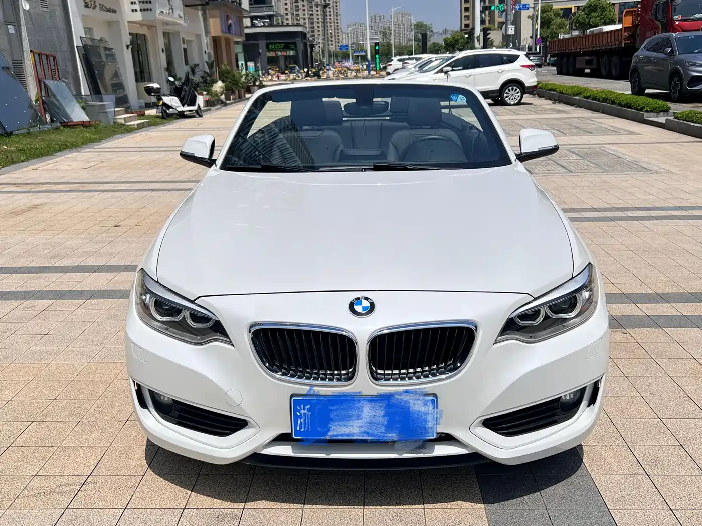 BMW 2 Series (Import) 2015 220i Convertible Coupe Leading фото 3
