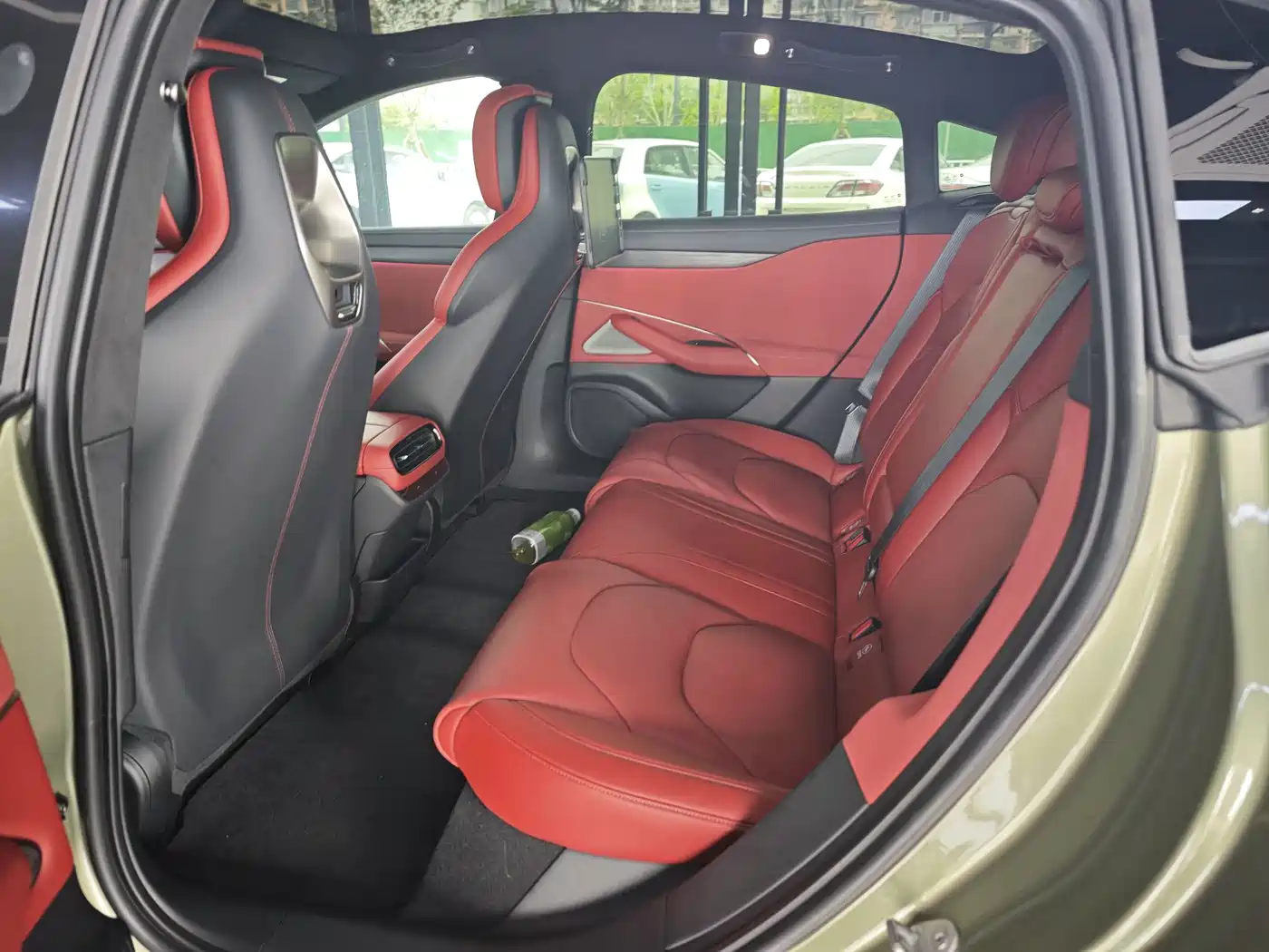 Xiaomi Auto Xiaomi SU7 2024 AWD Extended Range Advanced Smart Driving Max Edition фото 8