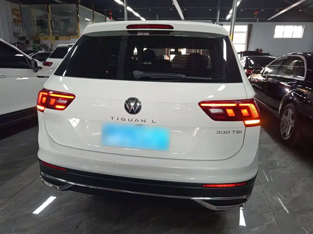Volkswagen Tiguan L 2023 330TSI Auto 2WD Comfort Edition фото 5