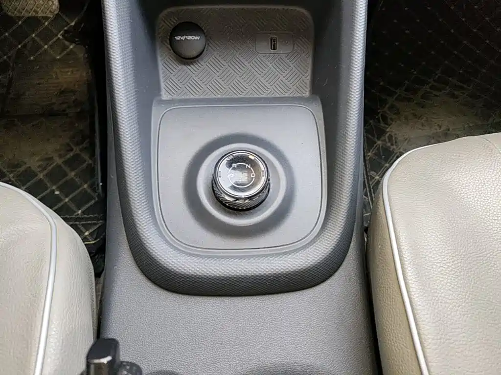 Wuling Motors Wuling Hongguang New Energy 2025 2024 Pure Electric 300KM Standard