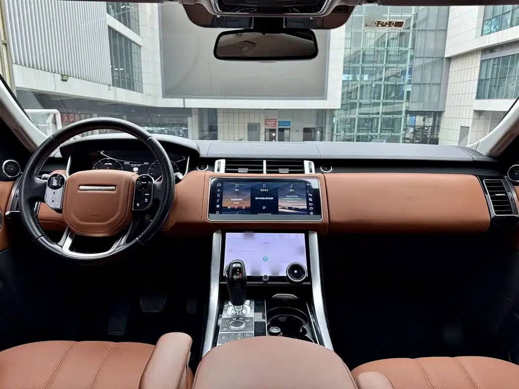 Land Rover Range Rover Sport 2016 Model 3.0 SC V6 HSE фото 17