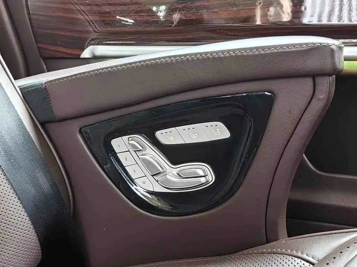Photo 8 - Mercedes-Benz Vito