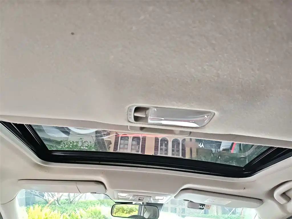 Nissan SYLPHY, миниатюра 9