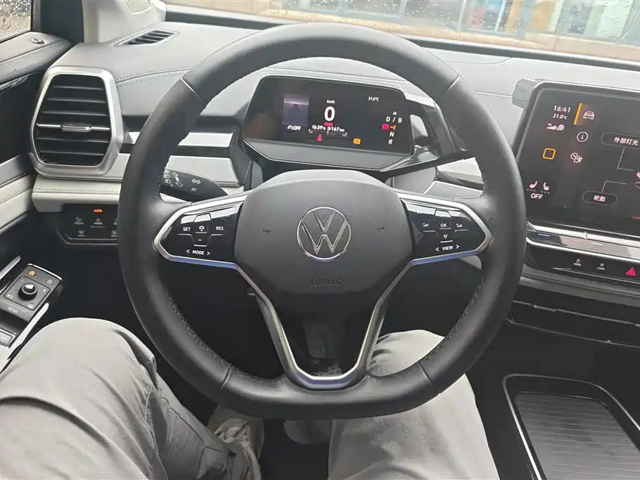 Volkswagen ID.6 CROZZ 2022 Long Range PRO Edition фото 15