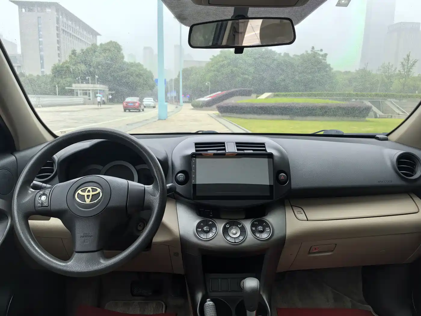 Toyota RAV4 Rongfang 2012 Styling Edition 2.0L Automatic 4WD фото 7