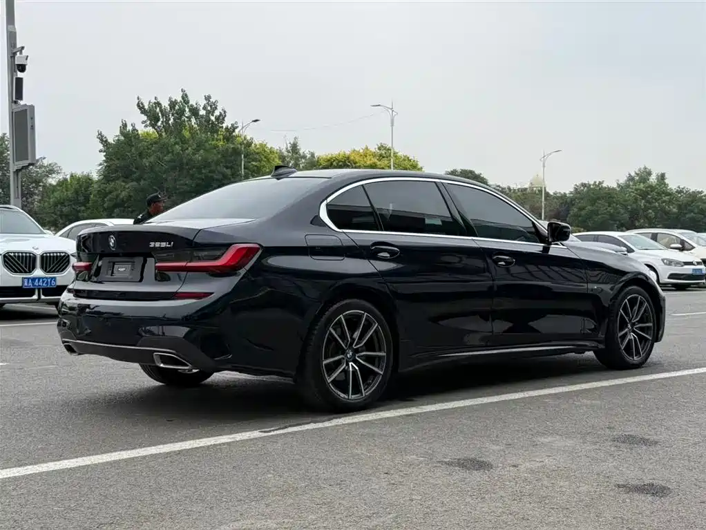 BMW 3 Series 2022 325Li M Sport Package фото 15