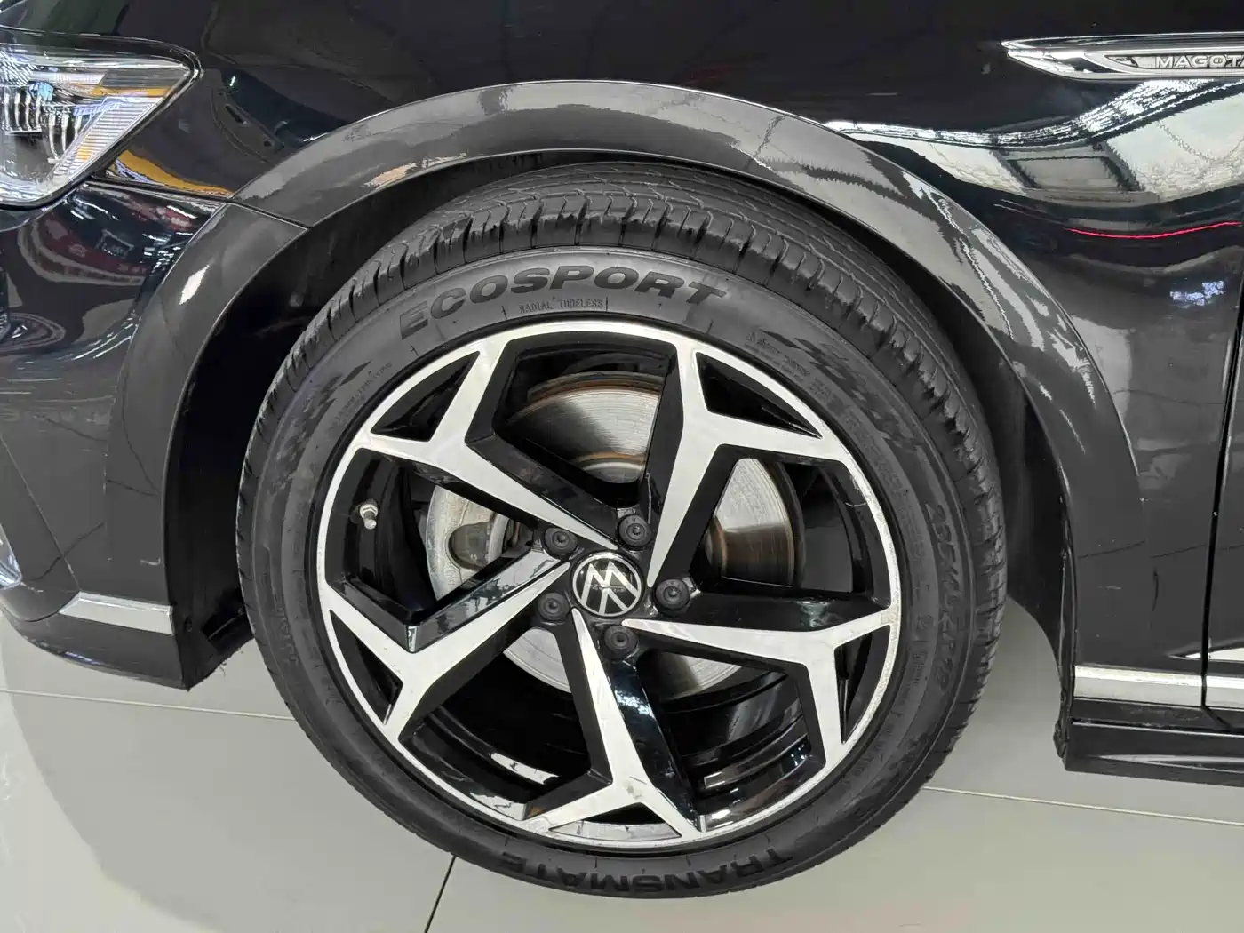 Volkswagen Magotan 2023 Model 2 Million Commemorative Edition 330TSI DSG Luxury фото 15