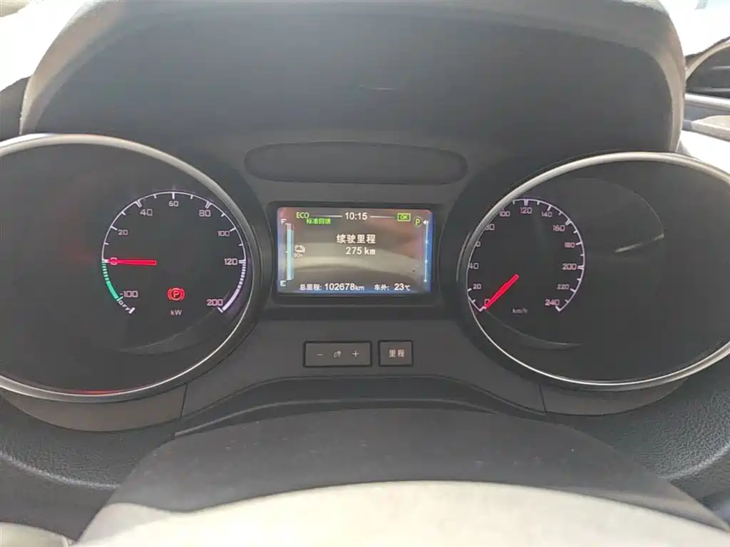 BYD Yuan New Energy 2019 EV360 Smart Connect Premium Edition фото 12