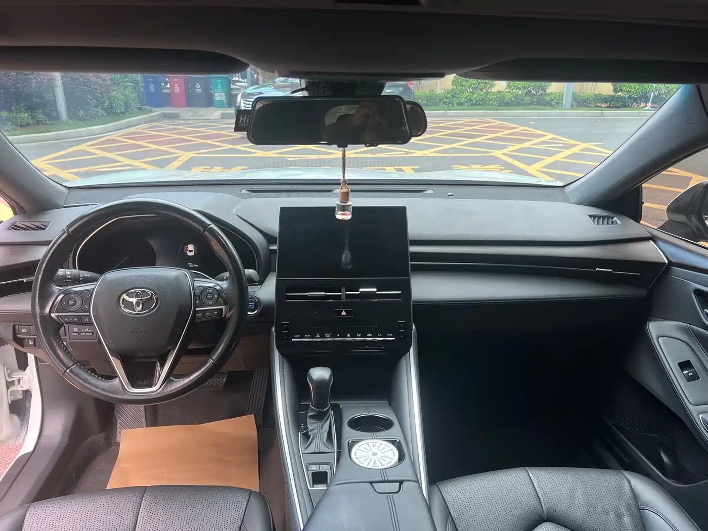 Toyota Avalon 2022 2.0L Luxury Edition фото 10