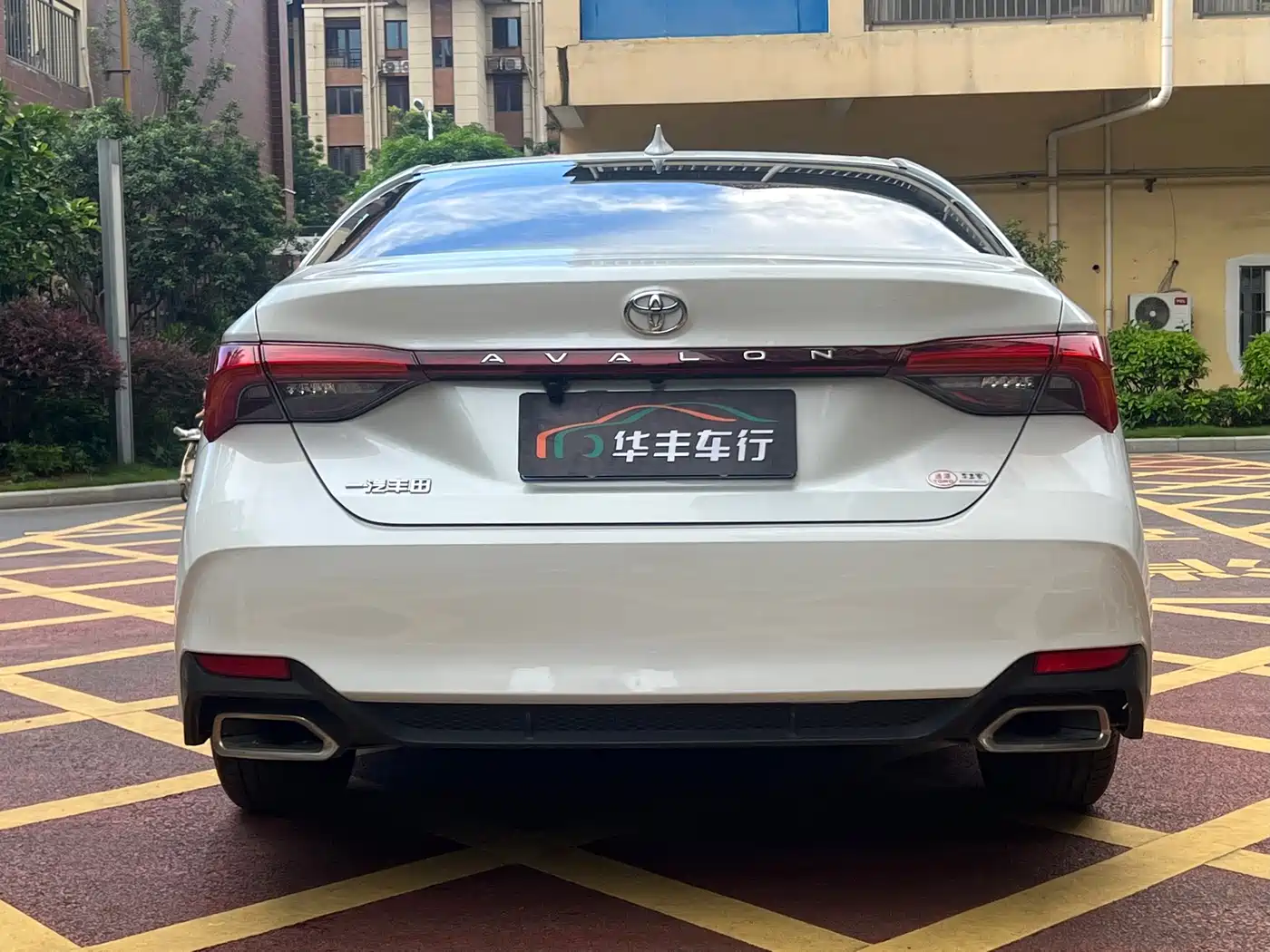 Toyota Avalon 2022 2.0L Luxury Edition фото 6