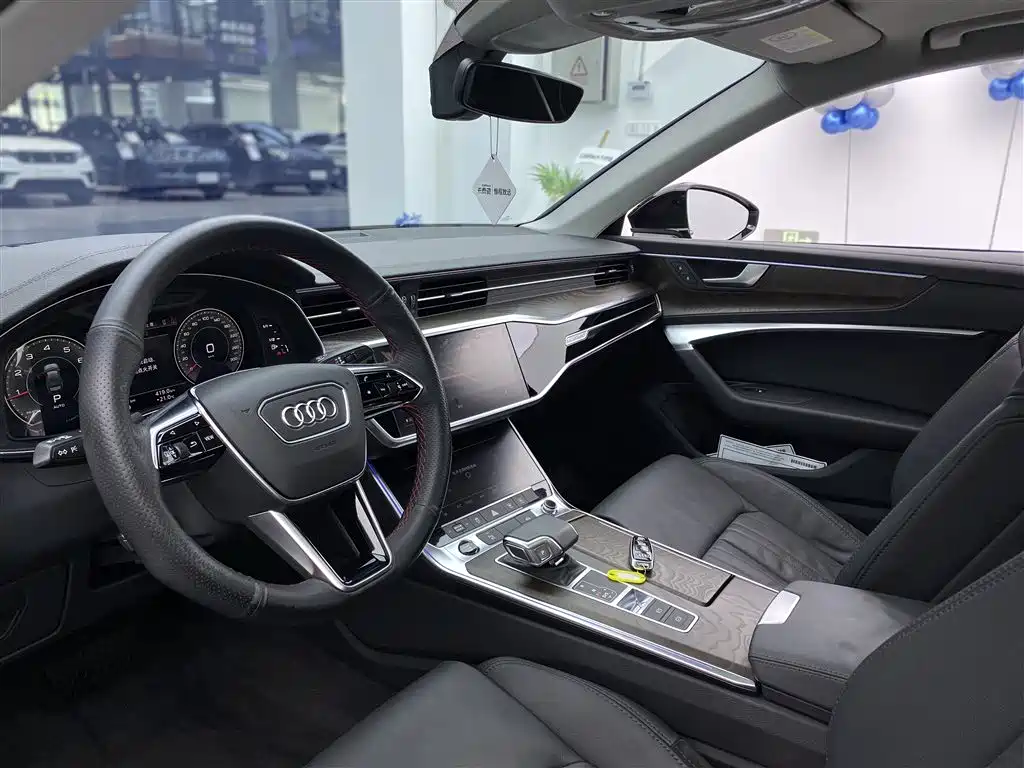 Audi A6L 2021 45 TFSI quattro Exclusive Elegance фото 5