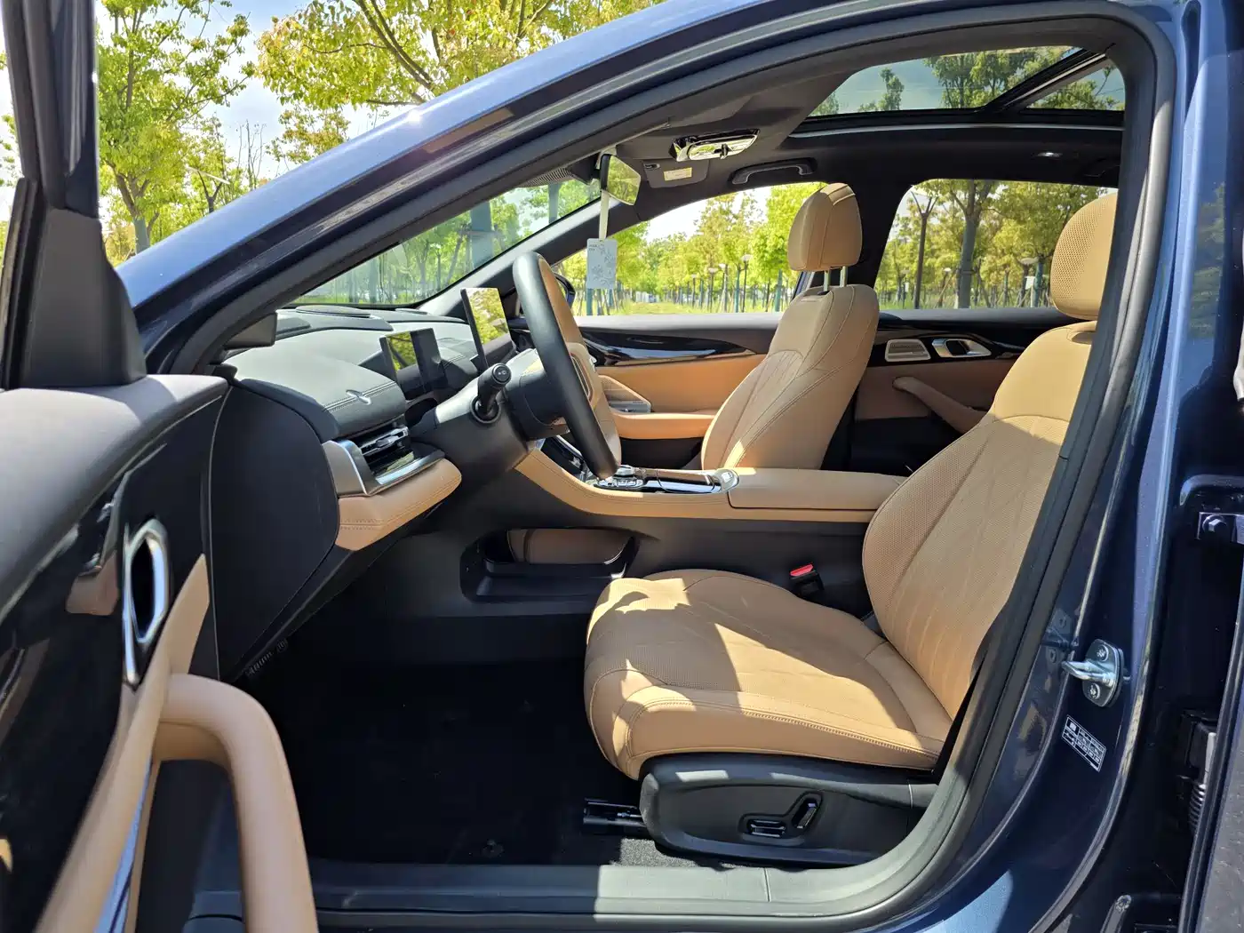 Geely Galaxy Galaxy A7 2025 EM-i фото 9
