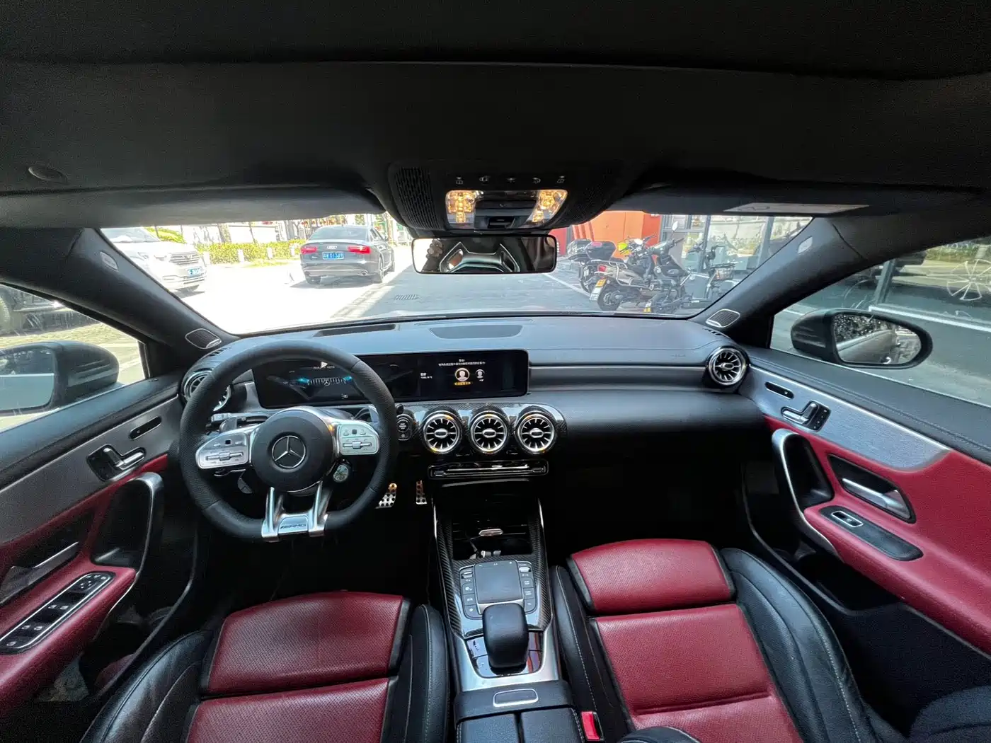Mercedes-Benz A-Class AMG (Import) 2020 Facelift AMG A 45 4MATIC+ фото 6