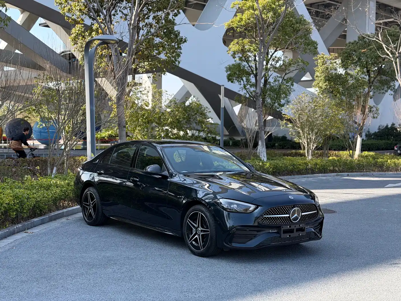 Mercedes-Benz C-Class 2023 Facelift II C 260 L Night Edition фото 3