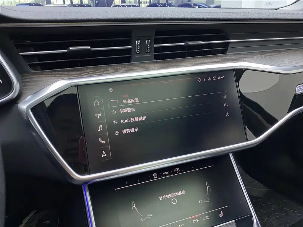Audi A6L 2021 45 TFSI quattro Exclusive Elegance фото 17
