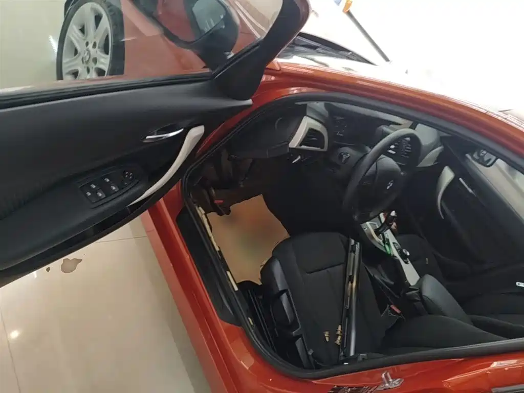 BMW 1 Series (Import) 2013 Facelift 116i Leading Model фото 16
