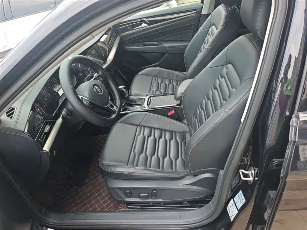 Volkswagen Passat 2019 330TSI Elite Version China VI фото 15