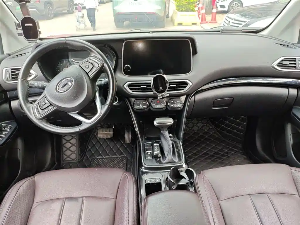 GAC Trumpchi Trumpchi GS4 2018 235T Automatic 2WD Luxury Smart Connect фото 13