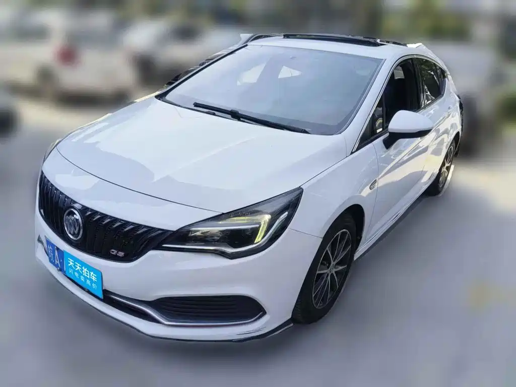 Фото 1 - Buick Verano
