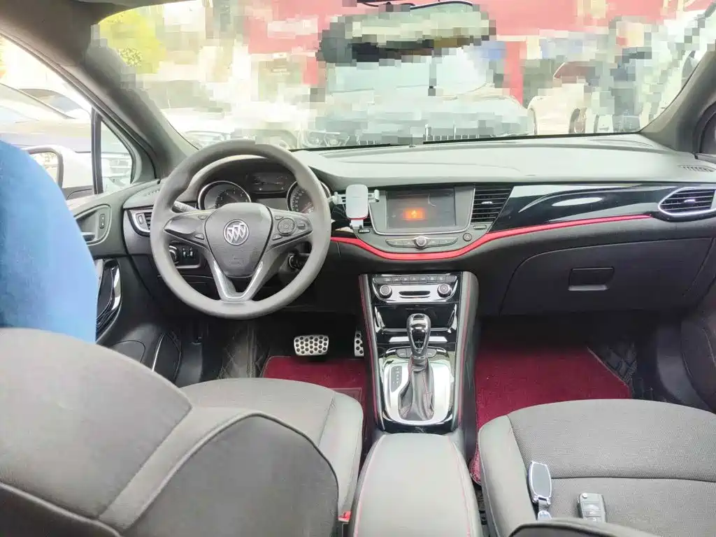 Фото 12 - Buick Verano