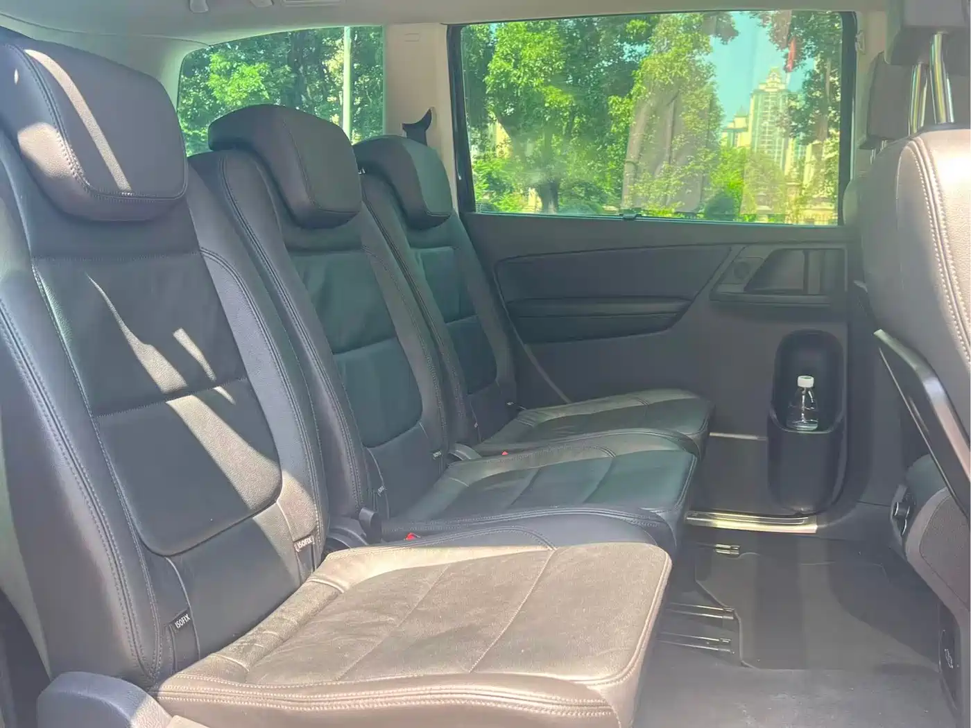 Volkswagen Sharan 2018 380TSI Premium 7-Seater фото 12