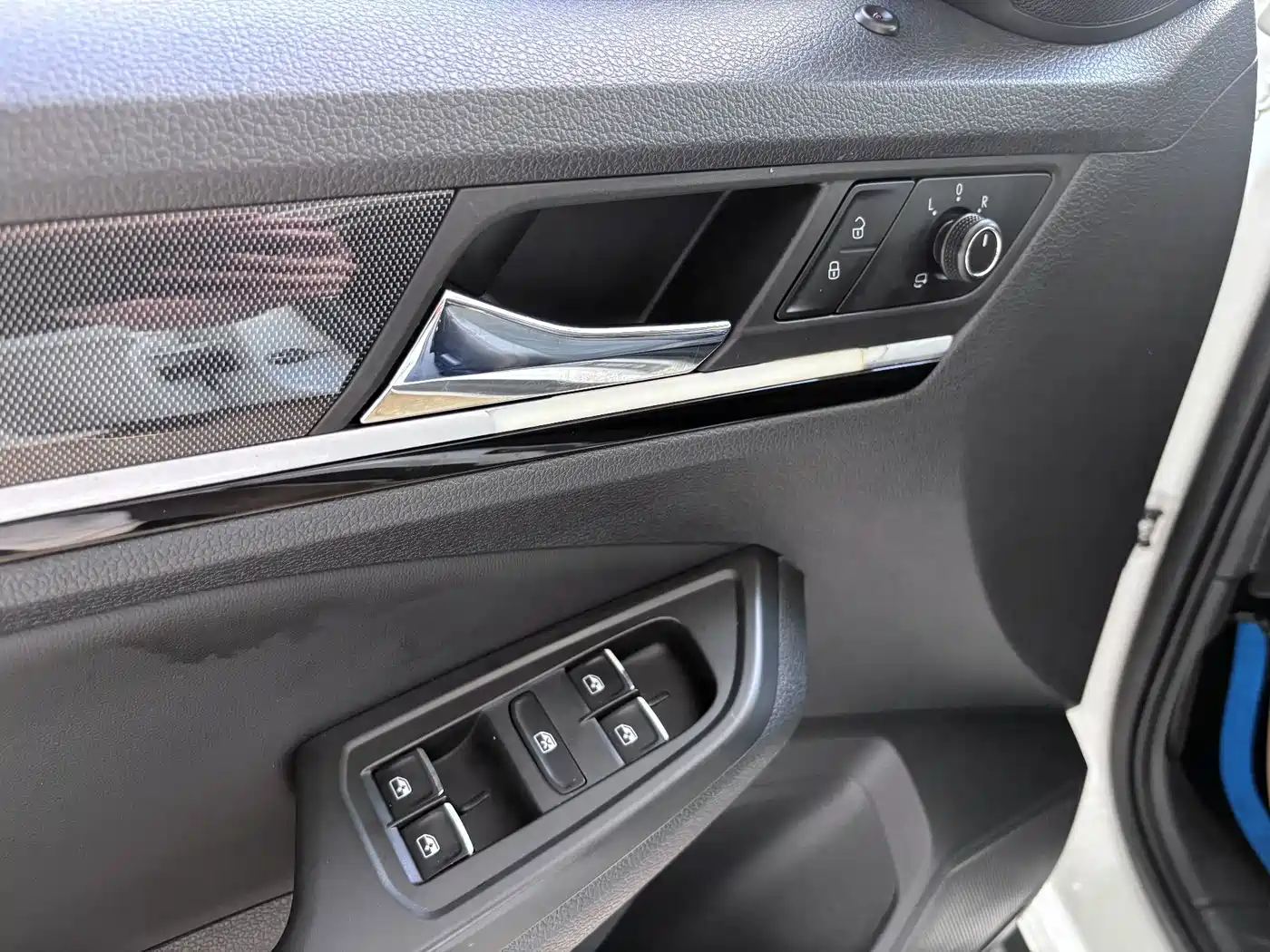 Volkswagen C-TREK 2018 2018 230TSI DSG Luxury