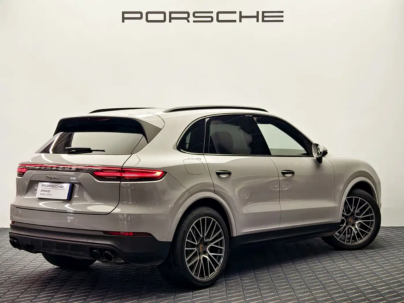 Porsche Cayenne фото 6