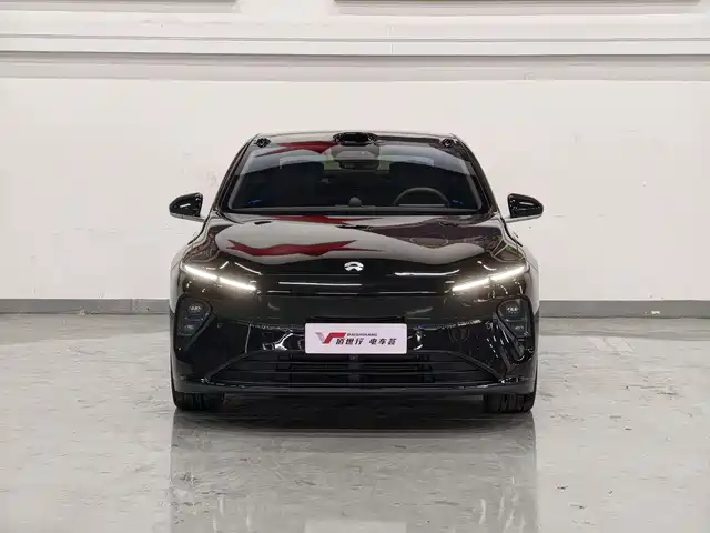 NIO ET7 2024 100kWh Executive Signature Edition — фото 2