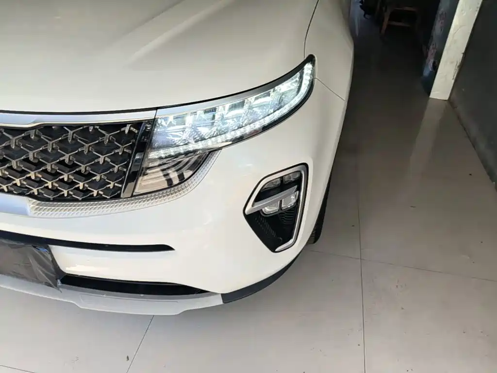 Фото 24 - Kia KX5
