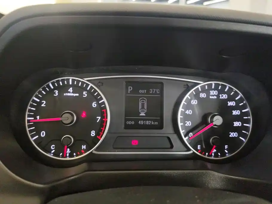 Landwind X5 2016 2016 Plus 1.5T CVT Innovation Edition