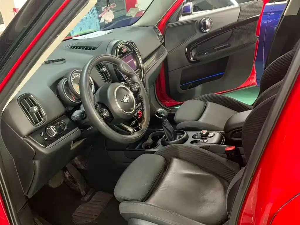 Фото 6 - MINI COUNTRYMAN