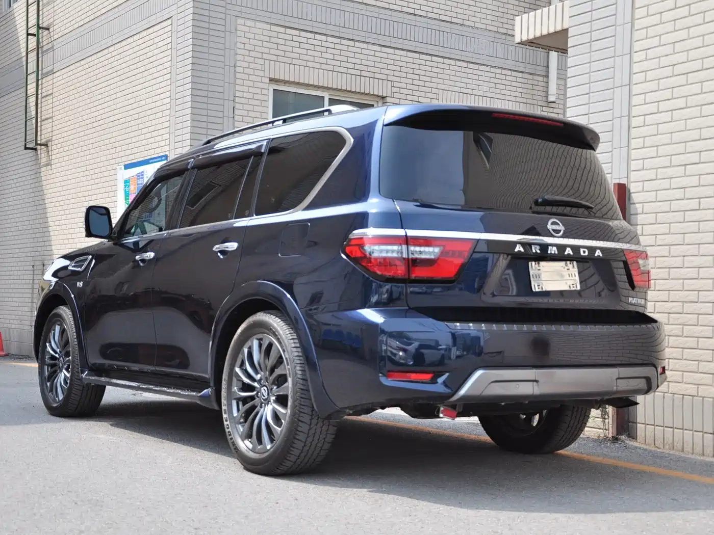 Nissan Patrol 2023 ARMADA 5.6L Armada Flagship Edition фото 5