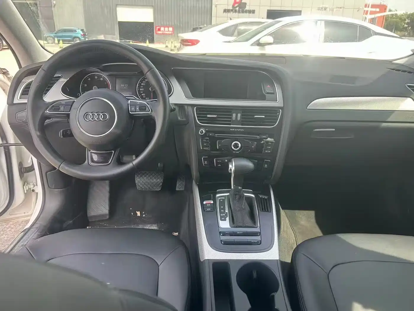Audi A4L 2013 35 TFSI Automatic Standard фото 4