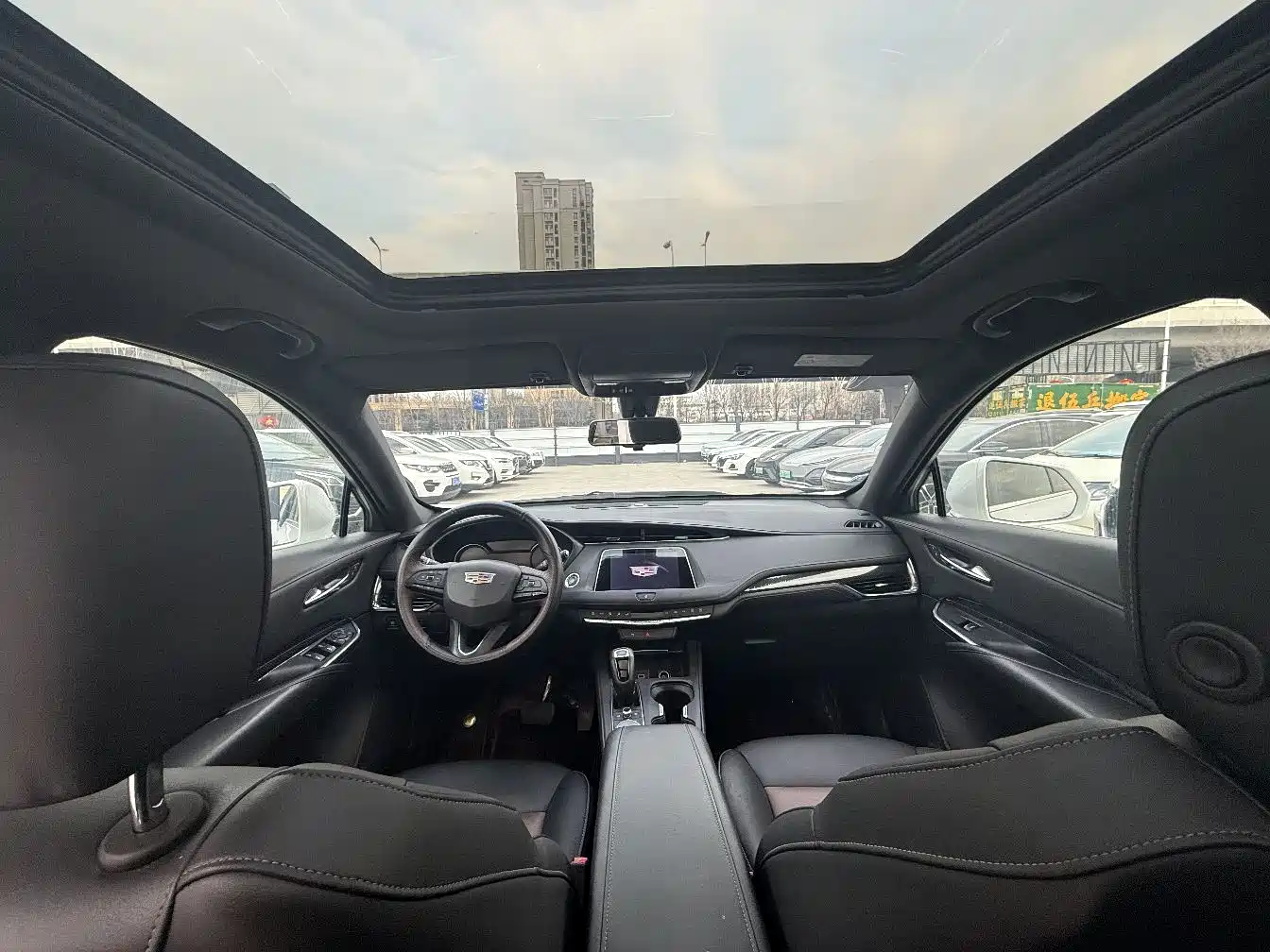 Cadillac XT4 2019 2018 Model 28T 2WD Technology