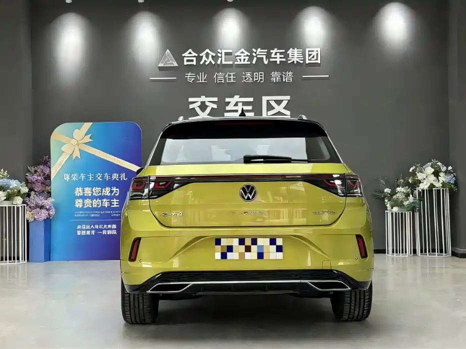 Volkswagen T-ROC 2023 300TSI DSG 2WD Starlight Edition фото 3