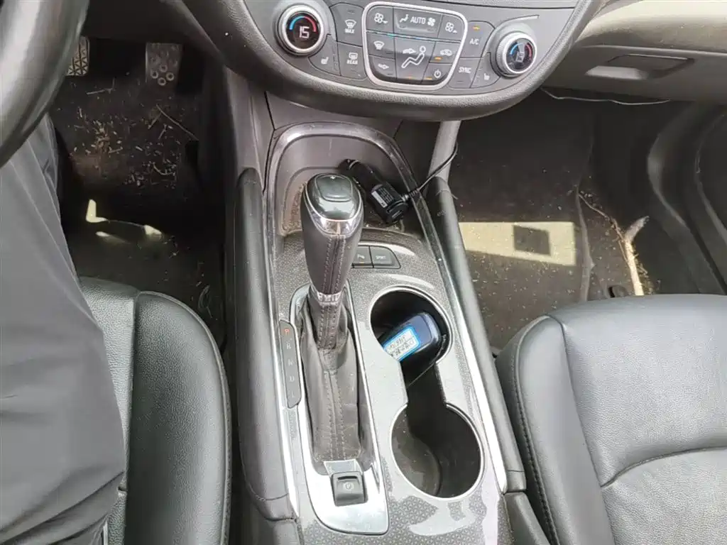 Chevrolet Malibu XL 2017 1.5T Auto Sport Edition фото 14