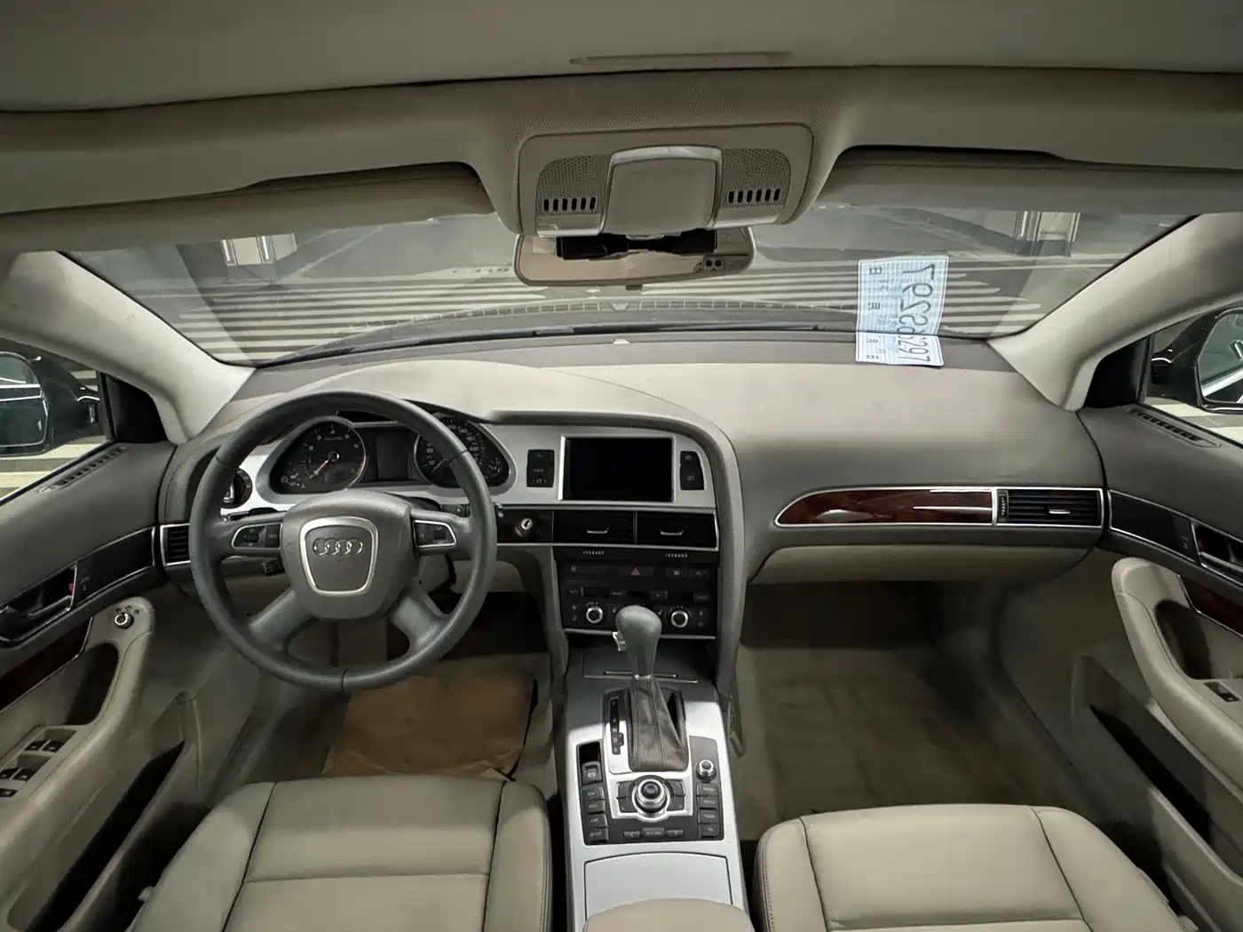 Audi A6L 2011 2.0 TFSI Automatic Comfort фото 10