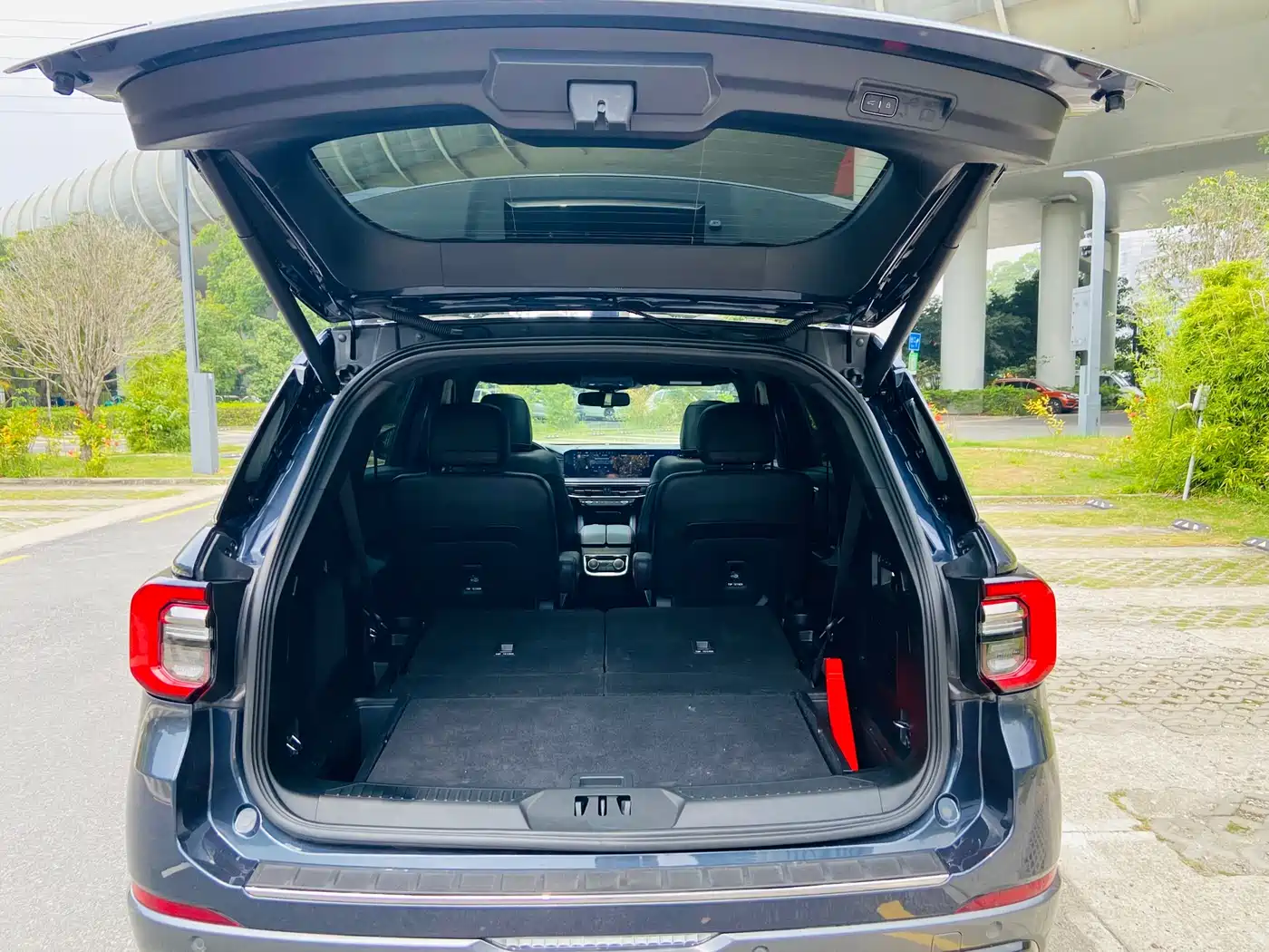 Ford Explorer 2023 EcoBoost 285 AWD ST-LINE 6-Seater фото 14