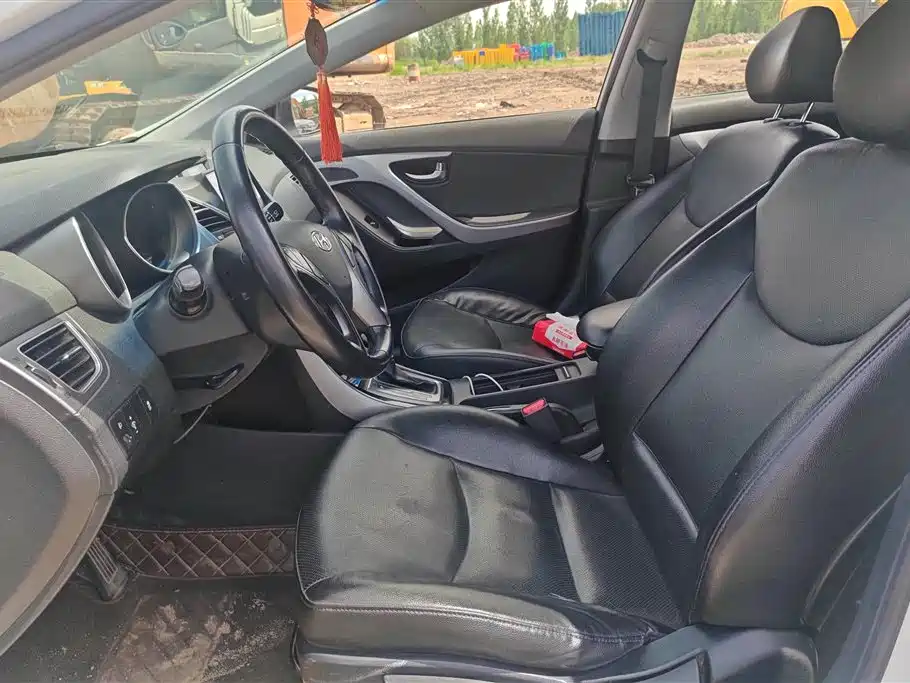 Hyundai Langdong 2016 1.6L Automatic Premium Edition фото 9