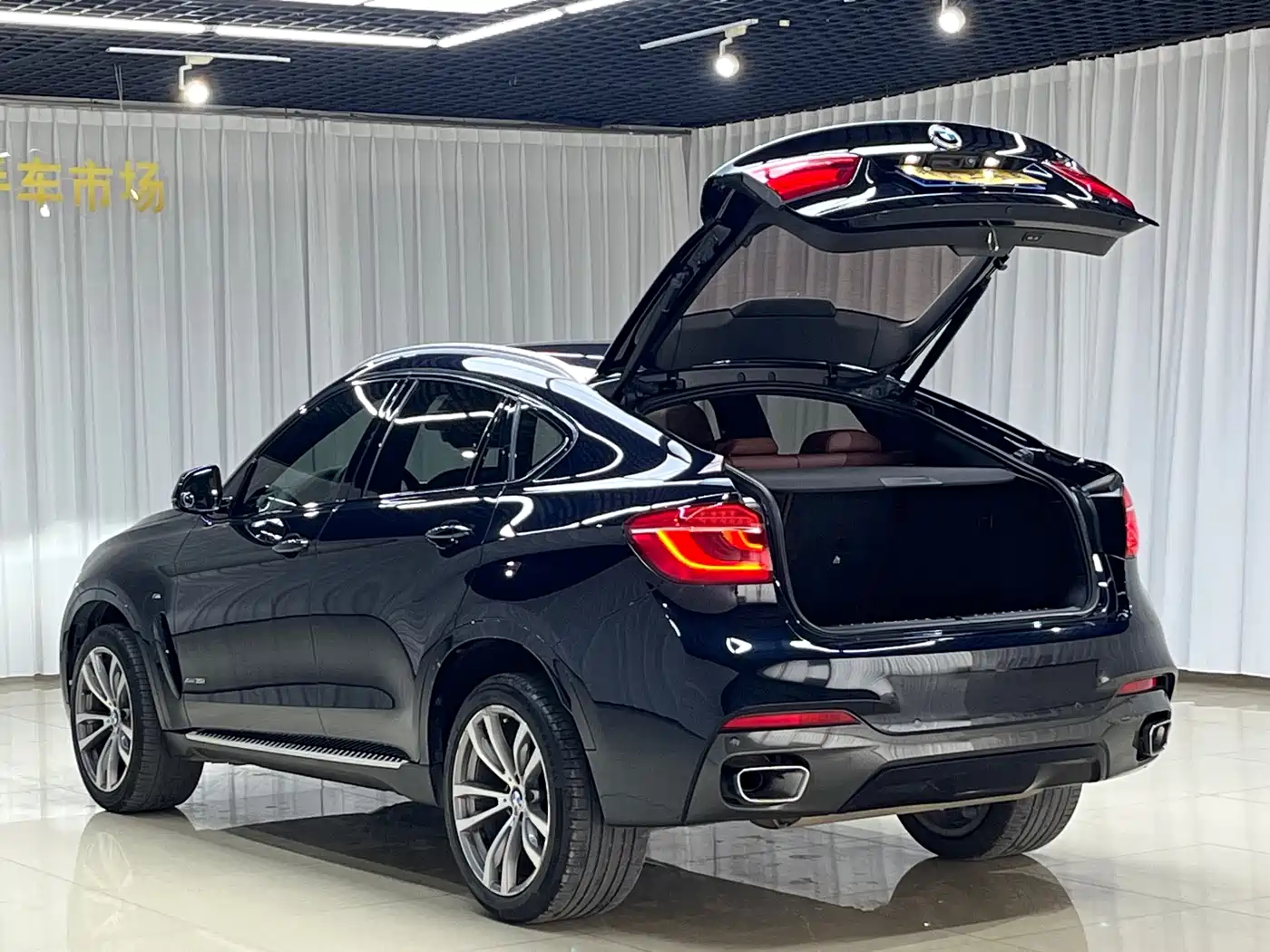Фото 8 - BMW X6