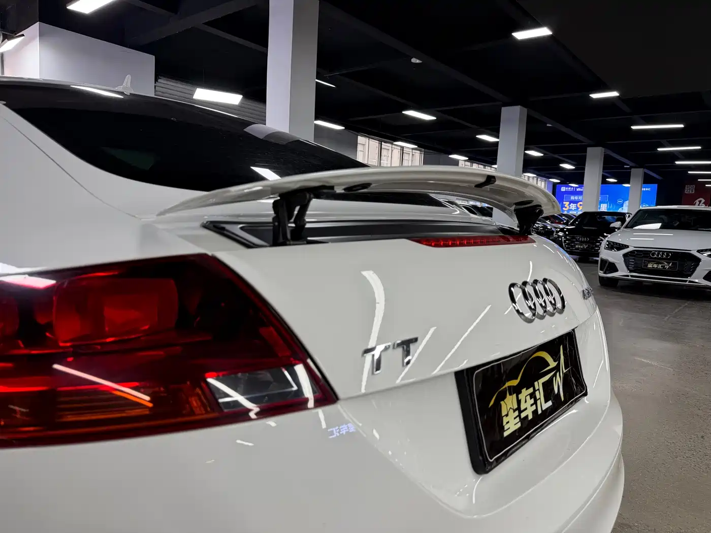 Audi TT 2014 TT Coupe 45 TFSI Premium Edition фото 21
